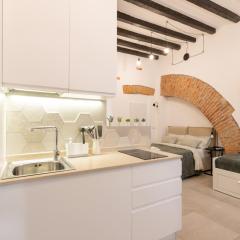 Bricks & Beams Studio in the key area of Milan