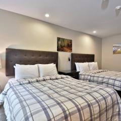 Cozy hotel room style studio condo with pool