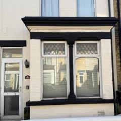 Cosy 5 bedroom House!