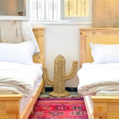 Single bed - Cozy dormitory - Surf territory
