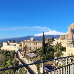 Lyssa Holiday Apartments