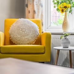 35 City Home Sleeps 8 3BDR 2 BR Bham CC 10 mins