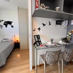 Studio Aconchegante com Varanda, Piscina e Vista Mar - Salvador
