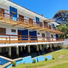 Waimea FLATS Itamambuca