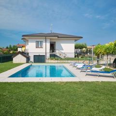 VILLA HARMONY - Regarda Travel
