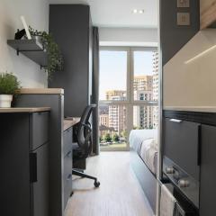 Student only Modern Studio at Lewisham Exchange