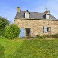 Maison en pierre avec grand jardin pour 4