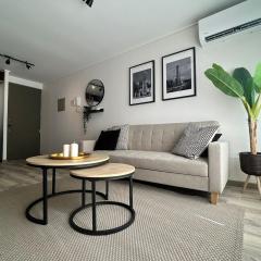 Bulnes, Aire Acondicionado, 1 block from Parque Almagro y Metro, Tourist area and cowork