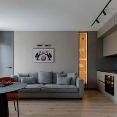 Spacious luxury apartment with parking