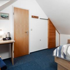 Töwerland Zimmer 8