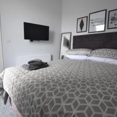 Central, Contractor&family Friendly, Smarttv