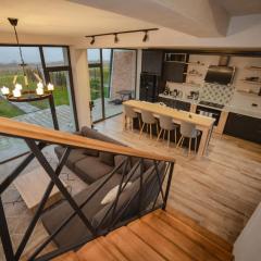 Luxury Villas in Alazani Valley Residence