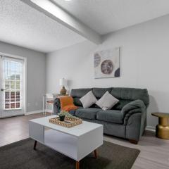 Cozy Austin Retreat Minutes to UT, Downtown & Top Attractions!