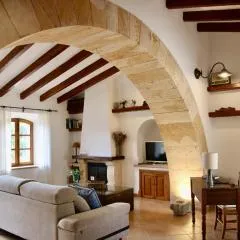 Es Molí d'en Mig, jacuzzi, piscina y barbacoa