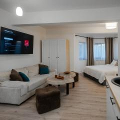 The Urban Retreat - Amelie Charm