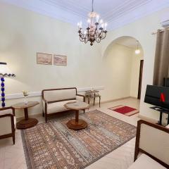 Smart 3BR Apt in Downtown - Mint 35