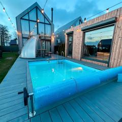 Namas su PRIVAČIU BASEINU, SAUNA IR KUBILU!