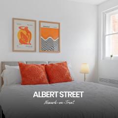 Bright and Warm 1-bed Apartment in Newark on-Trent by Renzo, Perfect for Contractors, Sleeps 4!