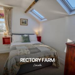 Spacious and Homely 2-bed Home in Lincoln by Renzo, Stunning Countryside Location, Free Parking!