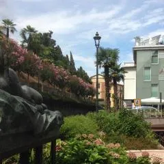 Happy Hotel Atelier Gardone Riviera Centro & Beach