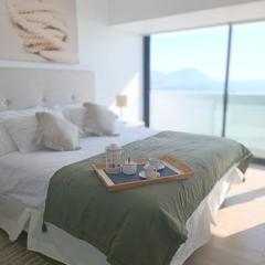 HOM I Ideal para viajes de trabajo I Frente al Mall I Terraza Vista al Mar I Wifi I PNM 1223