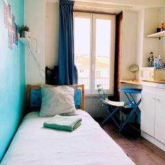 SKY BUBBLE Bright Cosy Studio in Lyon