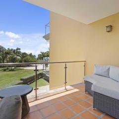 Beachfront - Superior View 2BR condo - E225-2