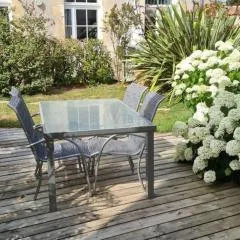 F3 house with garden in Grosbreuil