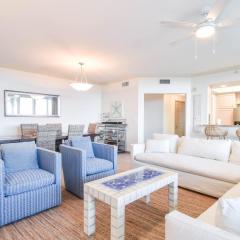 Silver Beach Towers E102