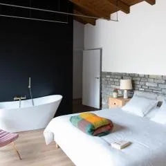 KH Lezama Suites LBI00530