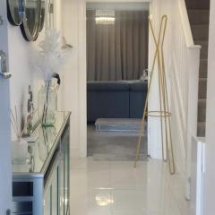 Cosy and Classy, Home Away From Home