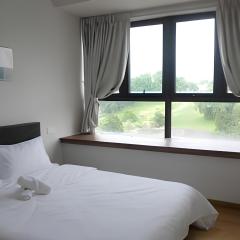 Cityview 2BR Country Garden Danga Bay - Natol