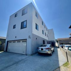 The Concrete Jungle Hostel on 42st