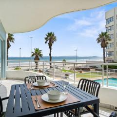 14 Cap dAzur by Host Agents