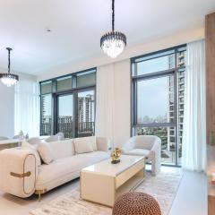 Elite LUX Holiday Homes - Dubai Creek Oasis: 2BR Luxe w Burj View