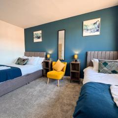 3br Home - Private Parking - Monthly Discounts