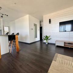 Camarque 92 - 3 Bedroom Apartment - 180 Degree Sea Views In Umdloti