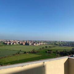 شقة للايجار المنصورة على البحر مباشرة Mansoura sea view apartment