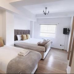 Luxury Two Bed Chelsea Retreat