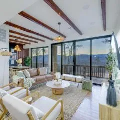 Ridgetop Hideaway 12-Guest Oasis with Hot Tub & Epic Views Near Winery Tours & Trails - Pets are allowed by request