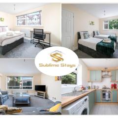 Modern & Stylish 2-Bedroom Near Redhill Station with Free Parking