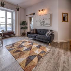 North House - Des Remparts- 2-bed with great views, terrace