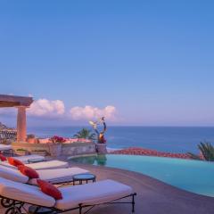 Beautiful Villa Fully Staffed & Steps From Swimmable Beach in Villas Del Mar