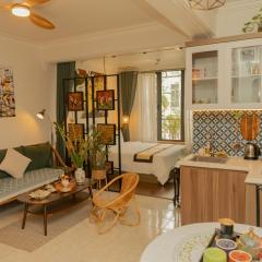 Amazing View, Natural View, 3' To Hoan Kiem Lake, Free Wifi, Netflix, 2 Beds, 1 Toilet-2 Showers