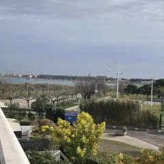 Studio-Cabine climatisé pour 4 pers. avec parking privé, proche plage à Port Camargue - FR-1-731-133