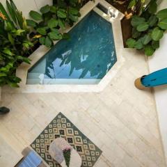 Cozy 1-BR Villa, 800m from Echo Beach