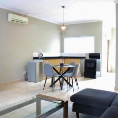 Bella Nova Guest House and Apartments