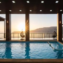 StayVista at Auburn Dusk with BBQ & Pool