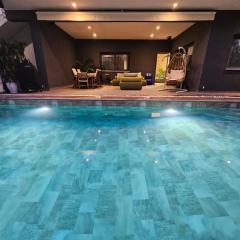 TG NEW Luxury Private Resort Villas - Heated Salty Swimming Pool, Outdoor Jacuzzi, Sauna, Exotic Garden