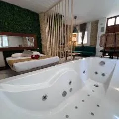 URBAN Premium Jacuzzi estudio céntrico